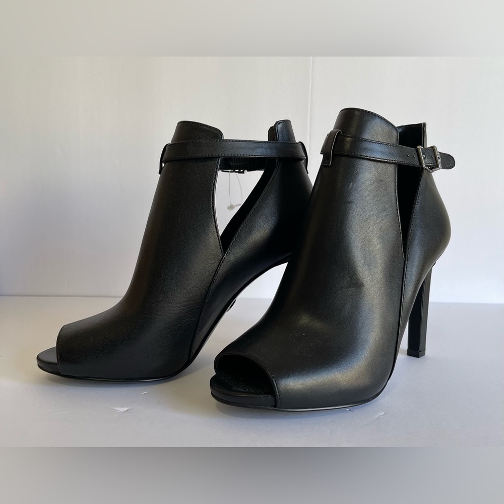 NEW Michael Kors Black Peep Toe Stiletto.